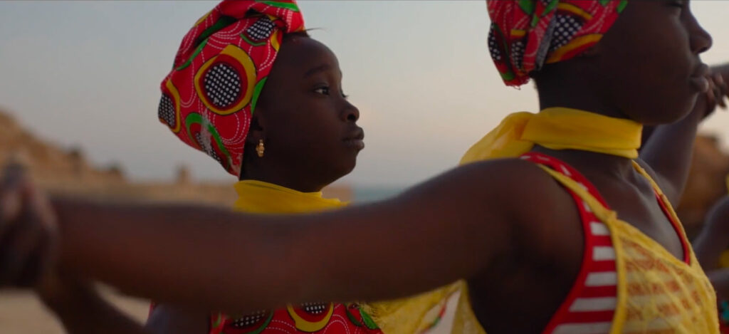 Leila Macaire - Des vies dansent